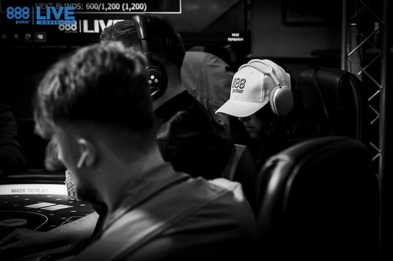 show hand poker