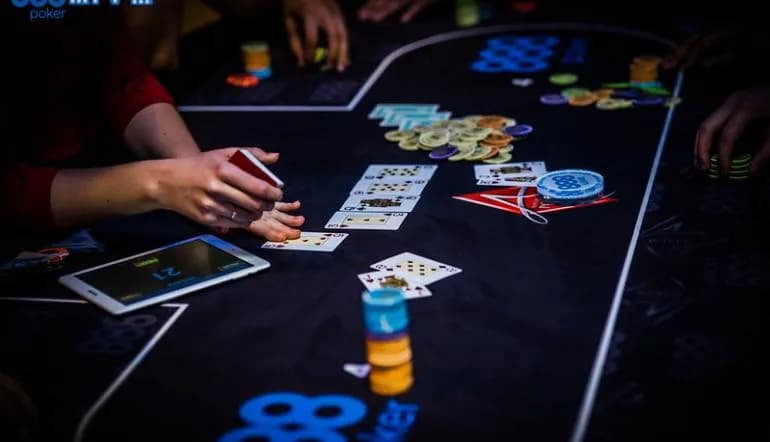 dog poker