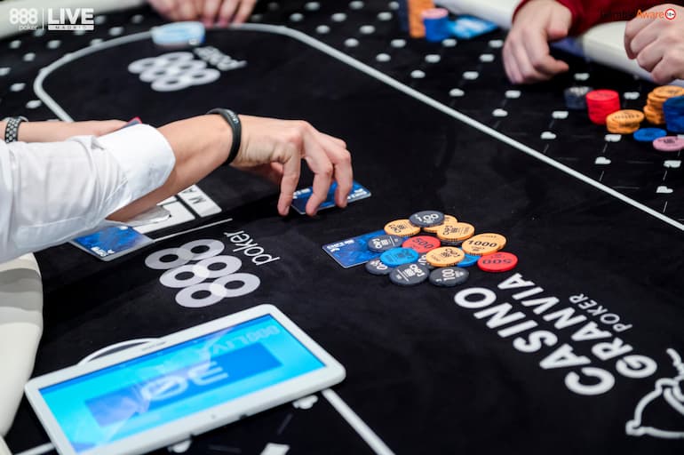 poker pot